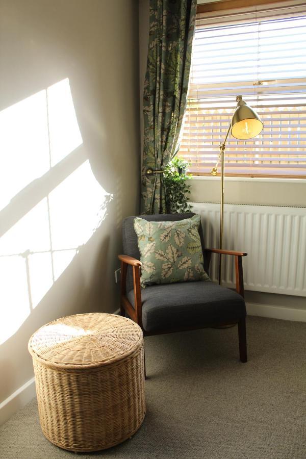 No4 Chapel Row Bed & Breakfast เบคเวลล์ ภายนอก รูปภาพ
