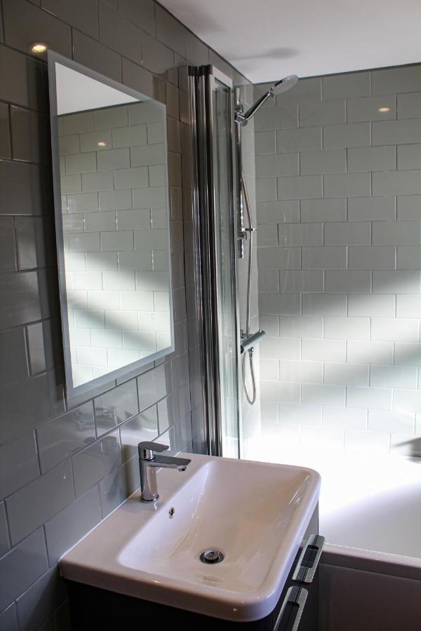 No4 Chapel Row Bed & Breakfast เบคเวลล์ ภายนอก รูปภาพ