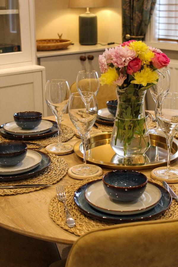 No4 Chapel Row Bed & Breakfast เบคเวลล์ ภายนอก รูปภาพ