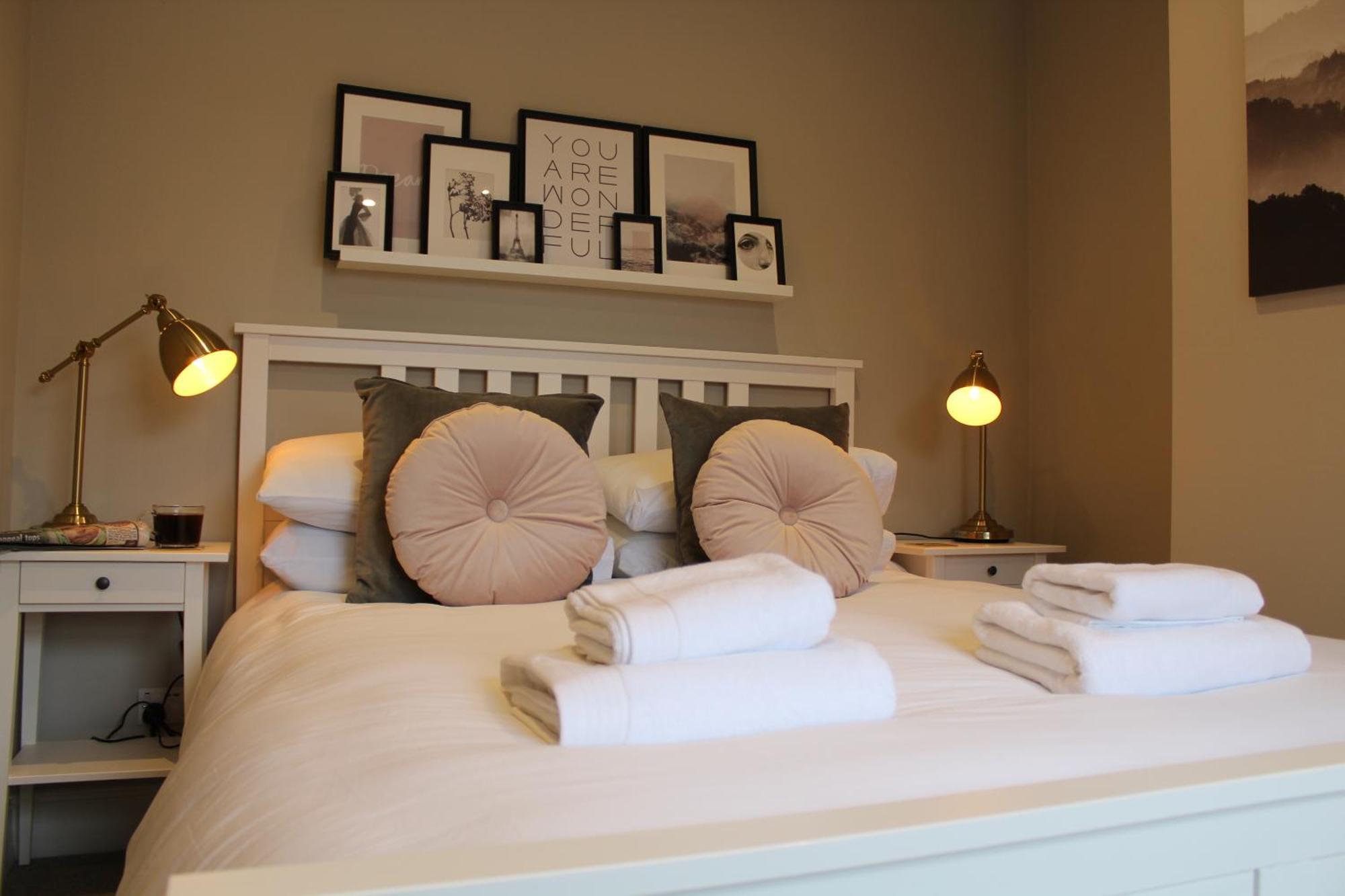 No4 Chapel Row Bed & Breakfast เบคเวลล์ ภายนอก รูปภาพ